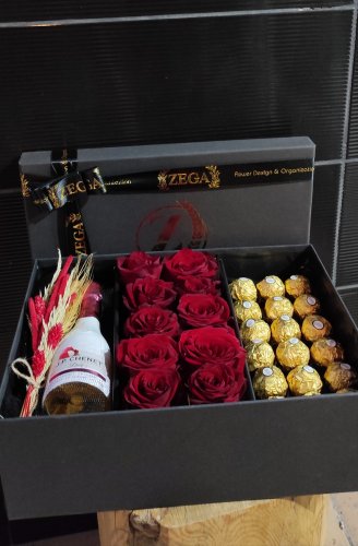 Güllü Hediye Kutusu